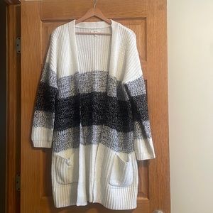 Maurices cardigan